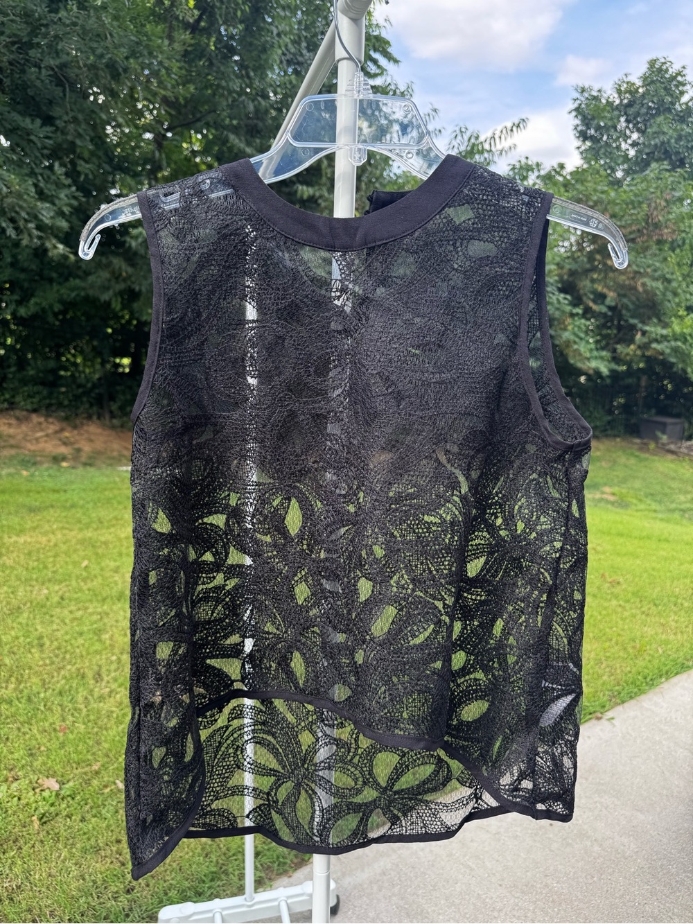 Sleeveless Black Lace Camisole Top